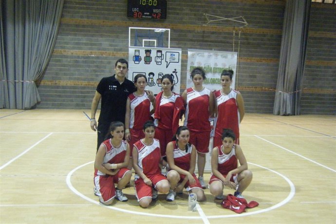 Foto Del Equipo De Baloncesto De Fuente Del Maestre