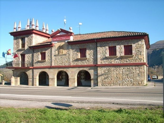 Ayuntamiento De Corvera De Toranzo