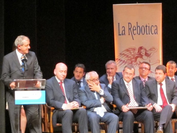 Guisasola Durante La Recogida Del Premio