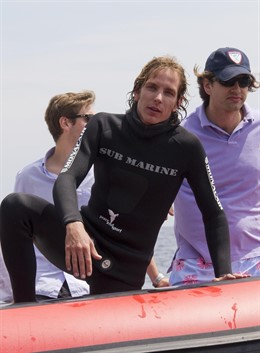 Carlota Casiraghi En Traje De Buzo 