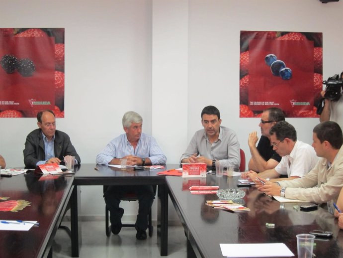 Reunión Del Secretario General Del PSOE Con Freshuelva