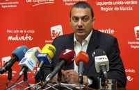 Pujante (IU-Verdes) advierte que "los tambores de guerra de la tijera vuelven a retumbar"