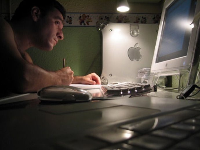 Usuario Y Ordenador Por Juanpol CC Flickr 