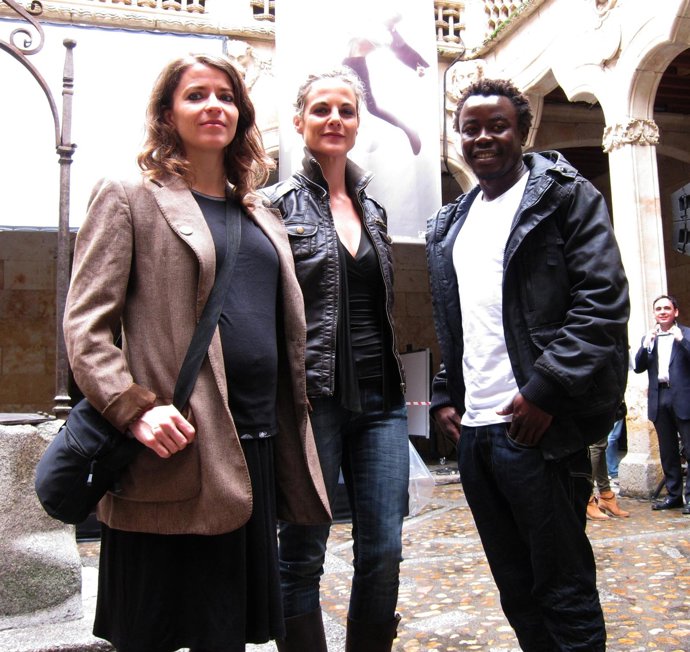 La Coreógrafa Islandesa Erna Ómarsdóttir Presenta Su Espectáculo En Fácyl