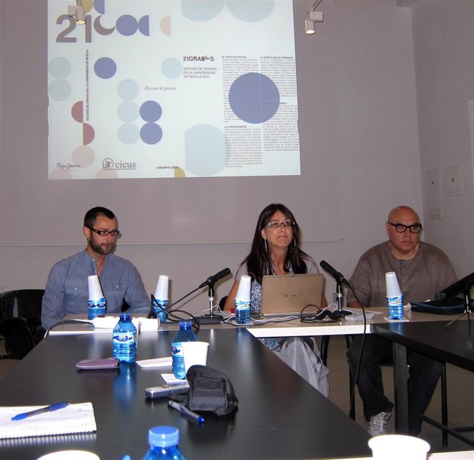 La Directora Del Cicus, Concepción Fernández, Presenta El Ciclo '21 Grados'