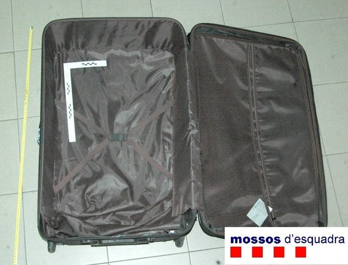 Maleta Donde Se Escondía El Ladrón