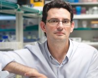 Óscar Marín dice que el premio consolida su decisión de volver a España a investigar