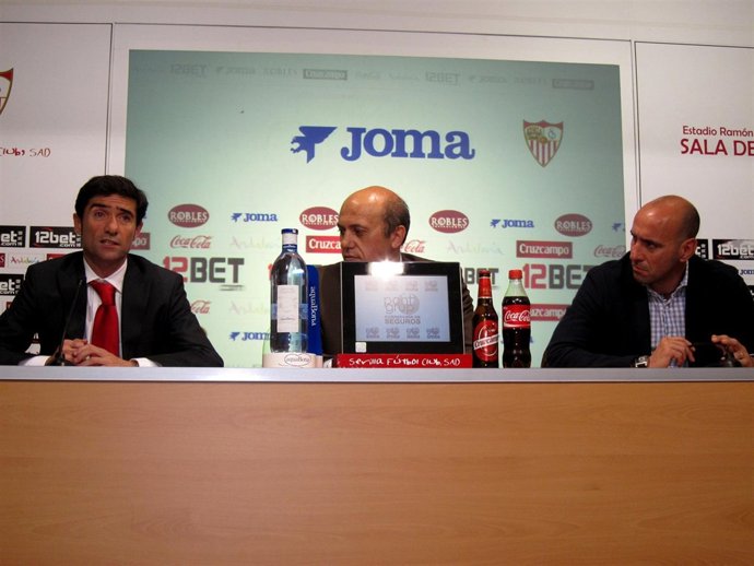 Marcelino, Junto A Del Nido Y Monchi, En Su Presentación