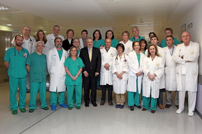 Equipo Médico Primer Trasplante En El Hospital San Pedro