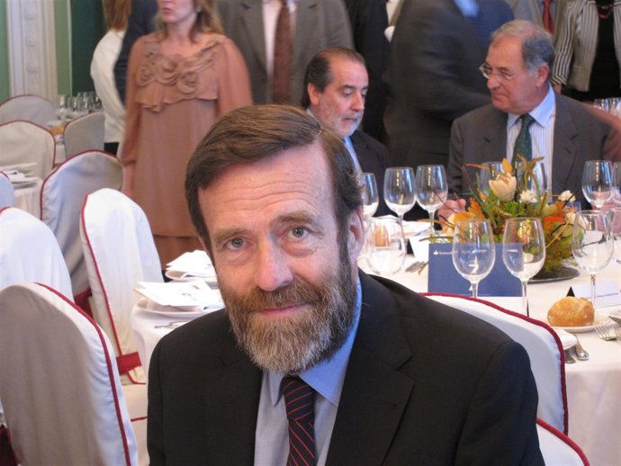 El Economista Guillermo De La Dehesa