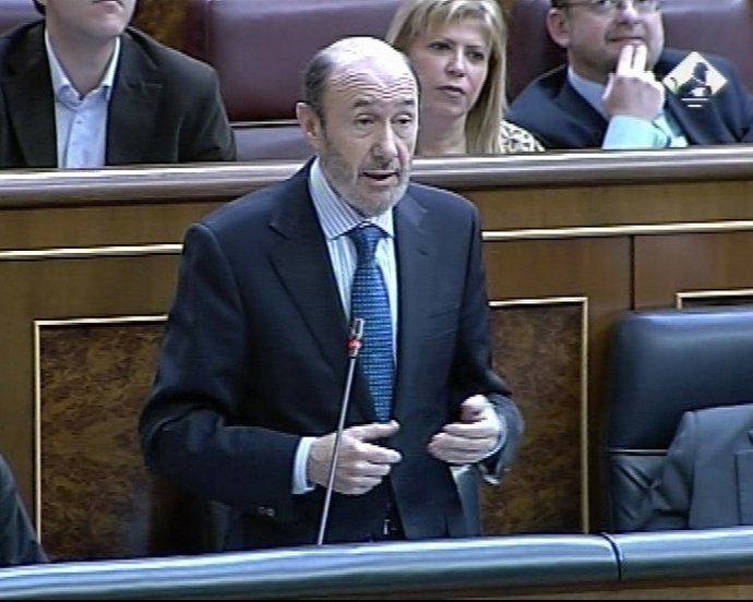 Rubalcaba: "Piensen en el interés general"