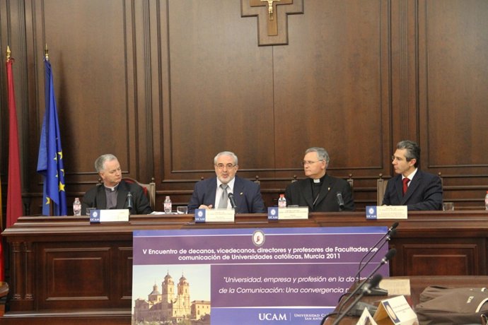 Inauguración Del 'V Encuentro De Decanos En La UCAM