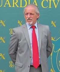 Cortizo insta a terminar el "debate estúpido y estéril sobre los plazos" del AVE y pide "seriedad" a la Xunta