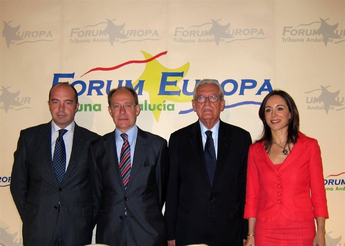 El Consejero De Medio Ambiente, José Juan Díaz Trillo, Participa En Forum Europa