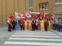 Empleadas de la limpieza se movilizan ante el impago de sus nóminas