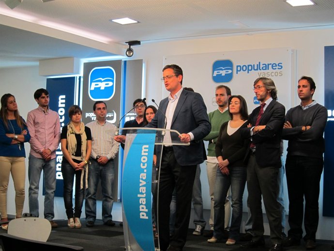 El Presidente Del PP Vasco Comparece En Un Acto De NNGG