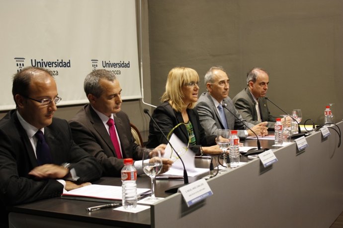 Presentación De Primera Cátedra En Nanotecnología