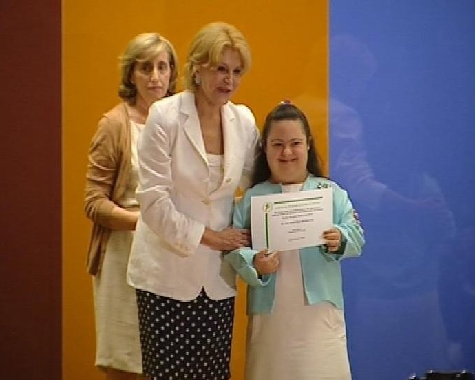 La Baronesa Thyssen Entrega Premios A Personas Con Síndrome De Down