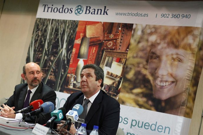 08/06/2011. RUEDA DE PRENSA 