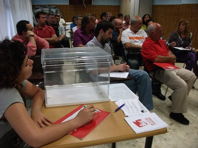 Fwd: 06/06/2011 IU DON BENITO OPTA UNÁNIMEMENTE POR LA ABSTENCIÓN EN LA INVESTID