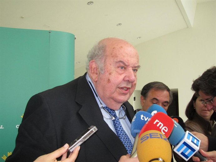 Presidente De Caja Rural De Asturias, Román Suárez