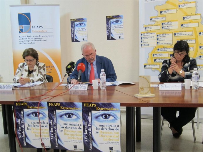 Ana Rosa Contreras, Miguel Ortega Y Magdalena Moriche De Feaps