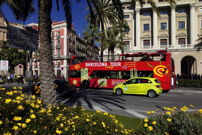 Vuelta Al Mundo De Mercedes-Benz En 125 Días