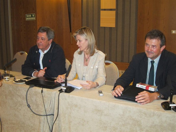 Portavoz Del CGPJ, Gabriela Bravo, Y Vocal Del CGPJ Pío Aguirre