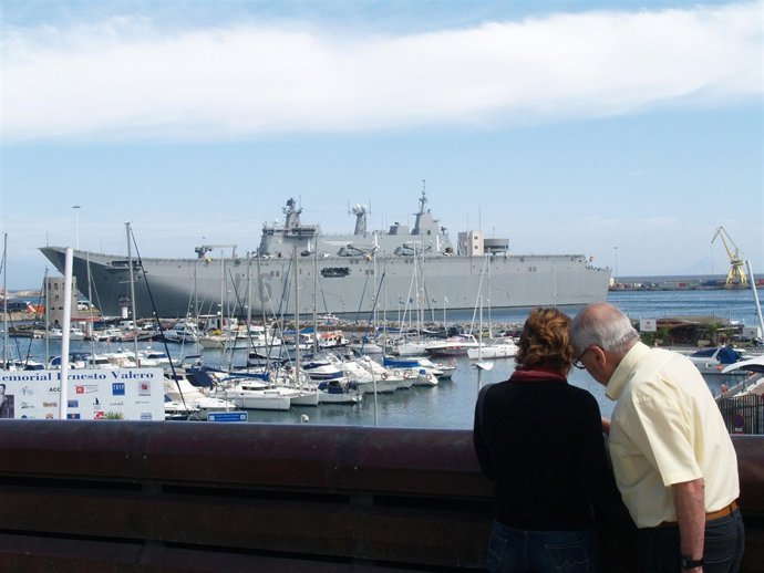 Juan Carlos I' Ha Atracado Este Jueves En El Puerto De Ceuta 