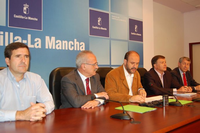 Guijarro, En La Rueda De Prensa Ofrecida En Cuenca