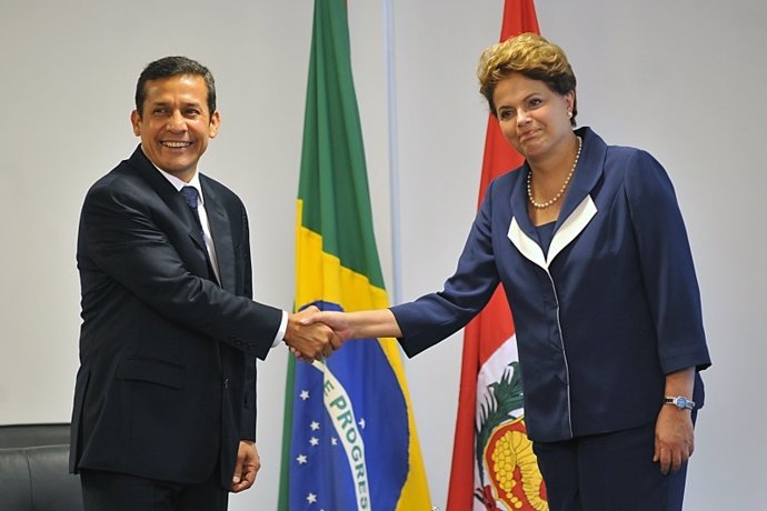 Ollanta Humala Con La Presidenta De Brasil, Dilma Rousseff.