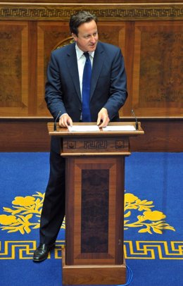 David Cameron En El Parlamento De Belfast (Irlanda Del Norte)