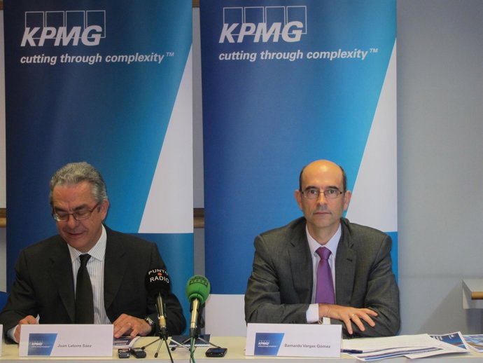 Responsables Del Estudio En Su Presentación