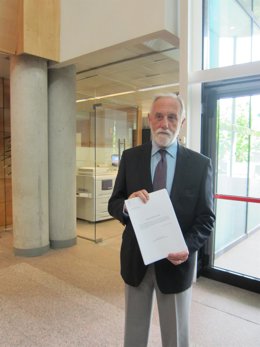 Luis De Velasco Presenta Su Primera Iniciativa En La Asamblea