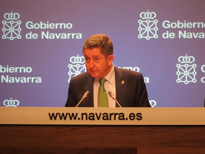 El Consejero De Economía Y Hacienda Del Gobierno Navarro, Alvaro Miranda.