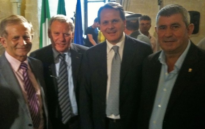  Lorenzo Ramos (UPA) En La Conferencia De La CIA En Italia.