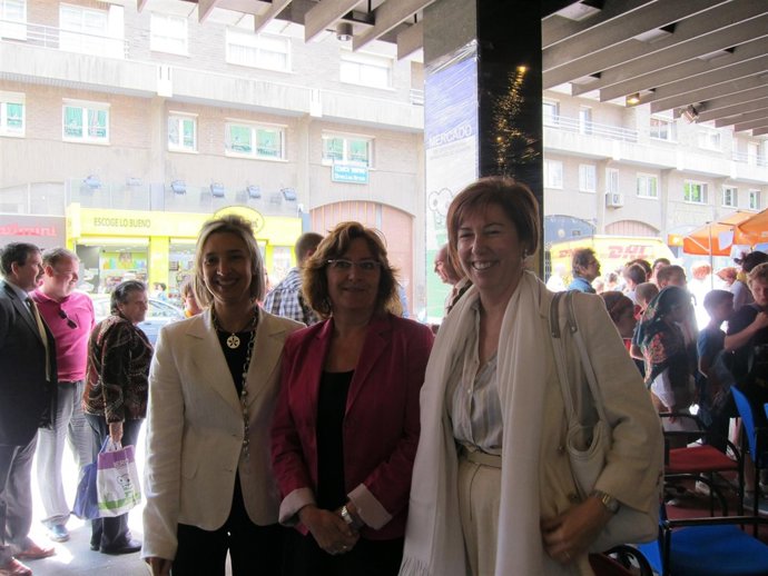 La Directora De Obra Social Ibercaja, Consejera De La DGA Y Directora Ger. INAEM