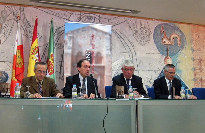 El Rector De La ULE Presenta Los Cursos De Verano