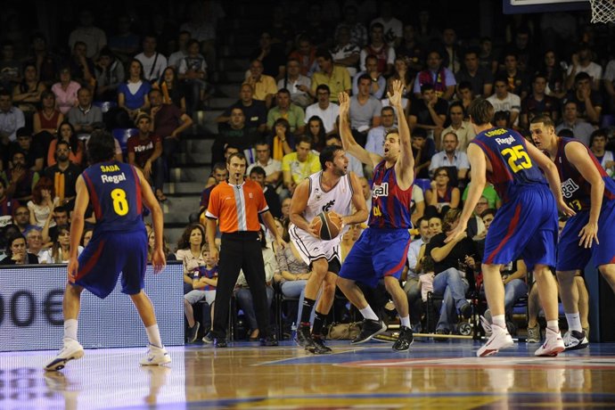 Regal Barcelona Y Bizkaia Bilbao Basket     