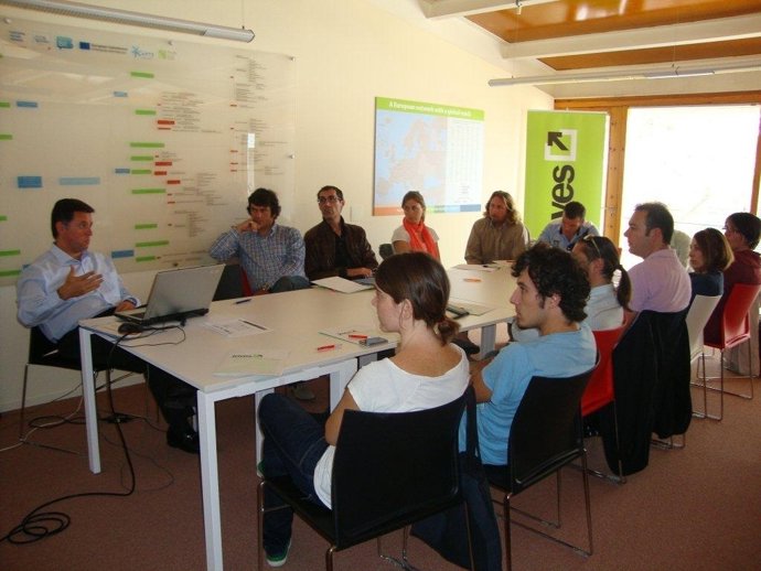 NOTA PRENSA CHARLA INFORMATIVA AYUDAS ISBA CAIB