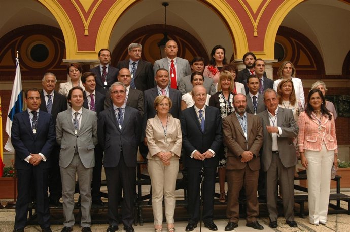 La Corporación Municipal Del Ayuntamiento De Huelva.