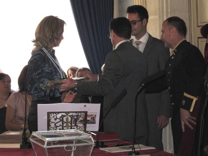 Sonia Castedo Recibe La Vara De Mando