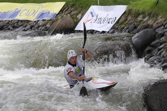 Samuel Hernanz Logró La Plata En K-1 De Los Europeos 