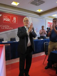 Barreda estará en la oposición porque es su "obligación" como "capitán del barco" y colaborará con Cospedal "lealmente"