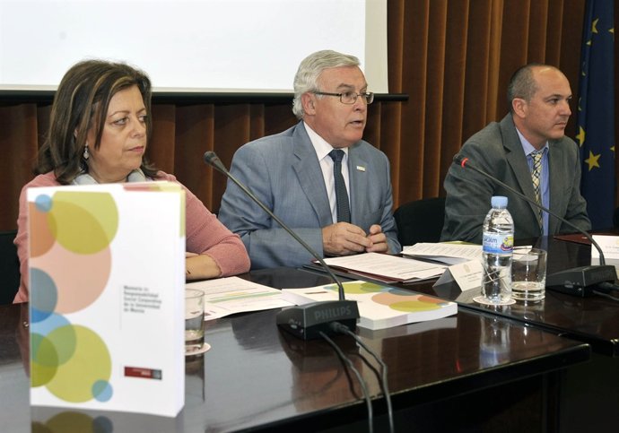 José Antonio Cobacho, En El Centro, Presenta La Guía