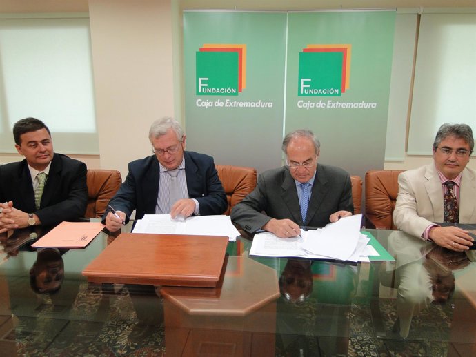 Fundación Caja De Extremadura