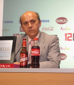 José María Del Nido, Durante La Presentación De Manu Del Moral