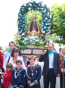 De La Serna Y Diego Portan El Paso De La Virgen Del Mar