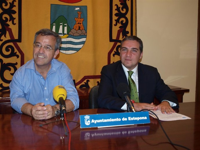 El Presidente Del PP De Málaga, Elías Bendodo Y García Urbano