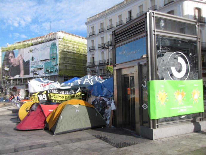 Sol Tras El Final De La Acampada